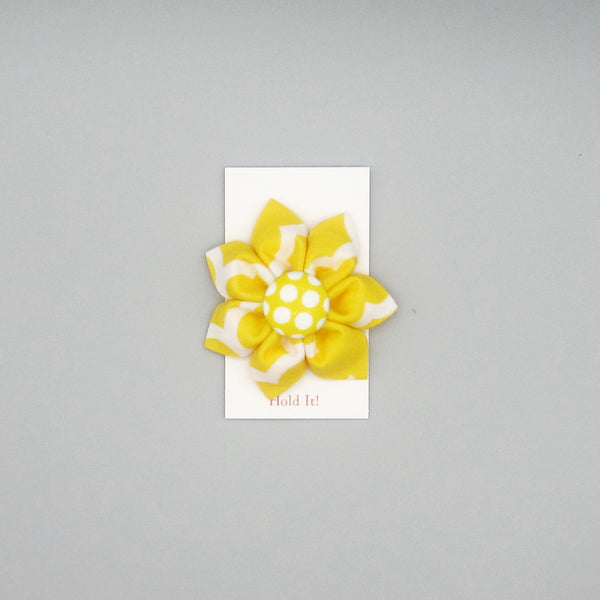 Yellow Quatrefoil Flower For Pet Collar-4 Sizes