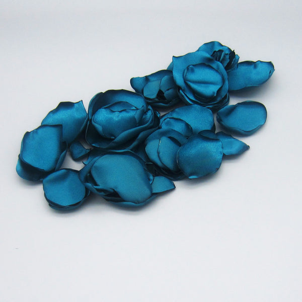 50 Teal & Ivory Satin Flower Petals For Wedding Decor