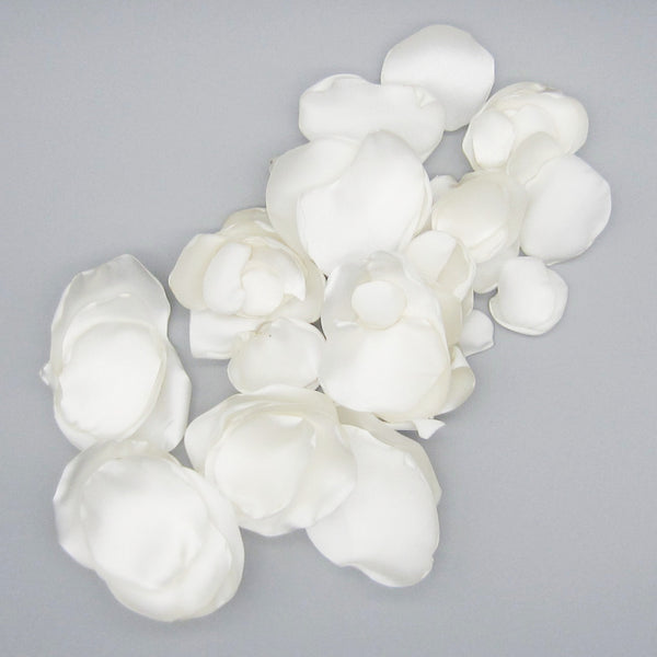 50 Teal & Ivory Satin Flower Petals For Wedding Decor
