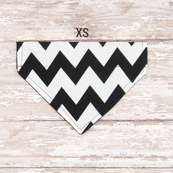 Black & White Chevron Pet Bandana-4 Sizes Fits Over Collar