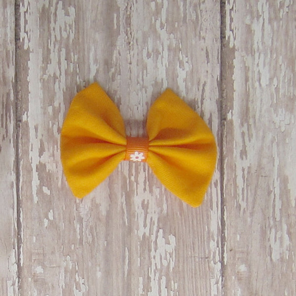 Dog Hair Bow in Pink, Red, Orange & Peach Fabrics. - Hold It!