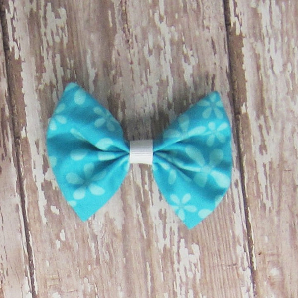 Dog Hair Bow in Blue Fabrics - Hold It!