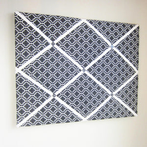 16"x20" Memory Board or Bow Holder-Black & White Quatrefoil