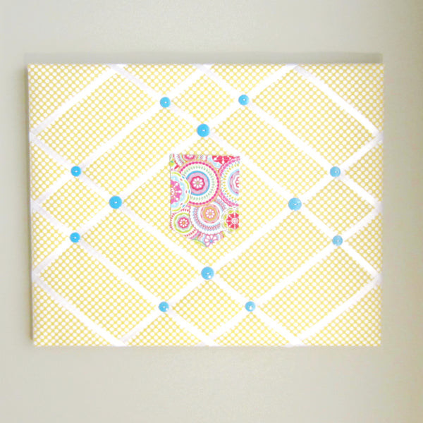 16"x20"  Memory Board or Bow Holder-Yellow & White Polka Dot w/Pocket