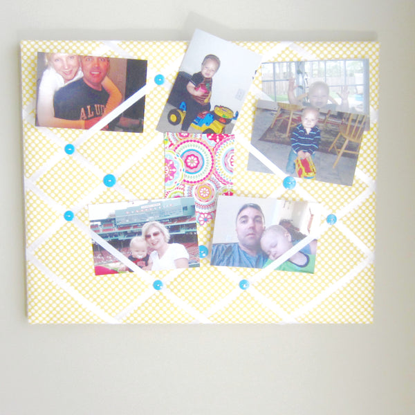 16"x20"  Memory Board or Bow Holder-Yellow & White Polka Dot w/Pocket
